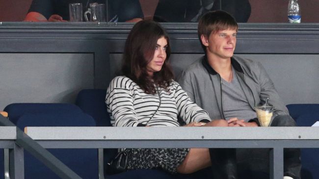 Андрей Аршавин и Алиса Казьмина. Архивное фото Андрей Аршавин и Алиса Казьмина. Архивное фото