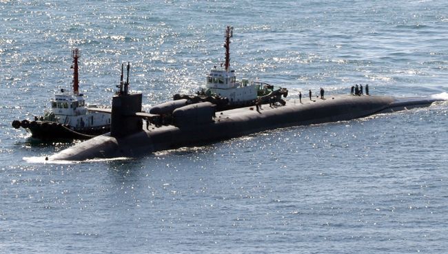 Американская подводная лодка USS Michigan в южнокорейском порту Пусан 13 октября 2017 Американская подводная лодка USS Michigan в южнокорейском порту Пусан 13 октября 2017