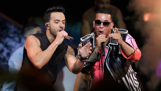 Певцы Луис Фонси и Дэдди Янки, исполнители песни Despacito. Архивное фото