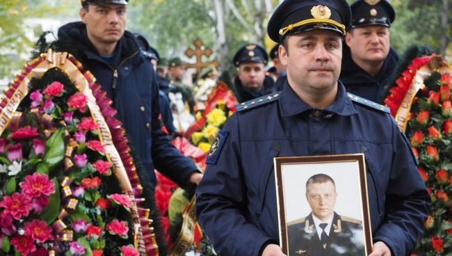 Во время прощания со штурманом Юрием Копыловым в Воронеже. 13 октября 2017 Во время прощания со штурманом Юрием Копыловым в Воронеже. 13 октября 2017