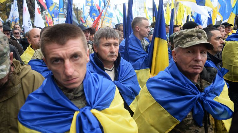 Участники акции в поддержку политической реформы в Киеве. 17 октября 2017