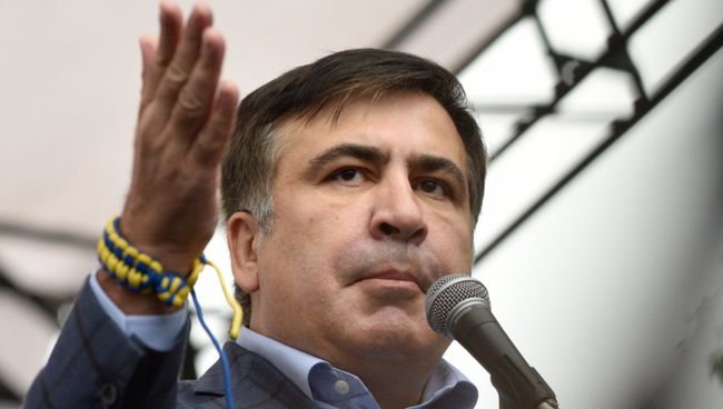Михаил Саакашвили выступает на акции в Киеве. Архивное фото Михаил Саакашвили выступает на акции в Киеве. Архивное фото