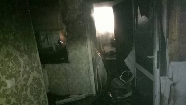 На месте пожара на улице Курортной в городе Иркутске На месте пожара на улице Курортной в городе Иркутске