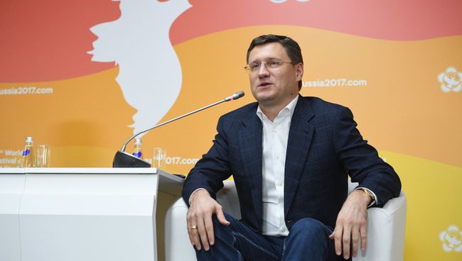 Министр энергетики РФ Александр Новак на XIX Всемирном фестивале молодежи и студентов в Сочи Министр энергетики РФ Александр Новак на XIX Всемирном фестивале молодежи и студентов в Сочи