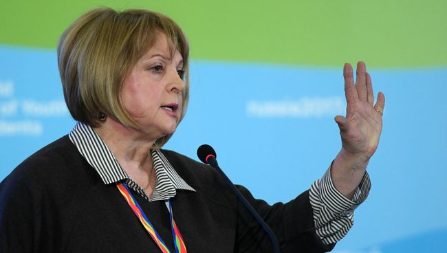Председатель ЦИК РФ Элла Памфилова на XIX Всемирном фестивале молодежи и студентов в Сочи. 17 октября 2017 Председатель ЦИК РФ Элла Памфилова на XIX Всемирном фестивале молодежи и студентов в Сочи. 17 октября 2017