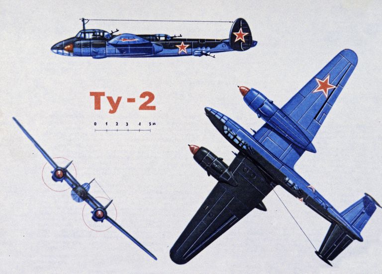 Пикирующий бомбардировщик Ту-2. Репродукция из книги Оружие Победы 1941-1945 гг. Пикирующий бомбардировщик Ту-2. Репродукция из книги Оружие Победы 1941-1945 гг.