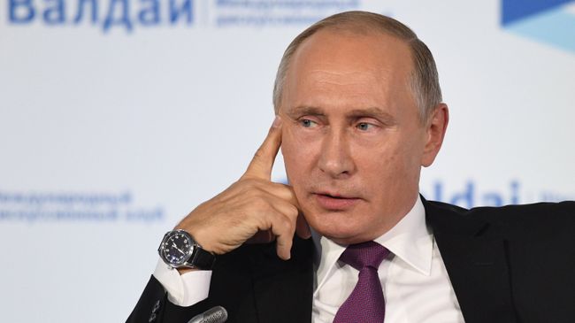 Президент РФ Владимир Путин на итоговой сессии Международного дискуссионного клуба Валдай. 19 октября 2017 Президент РФ Владимир Путин на итоговой сессии Международного дискуссионного клуба Валдай. 19 октября 2017