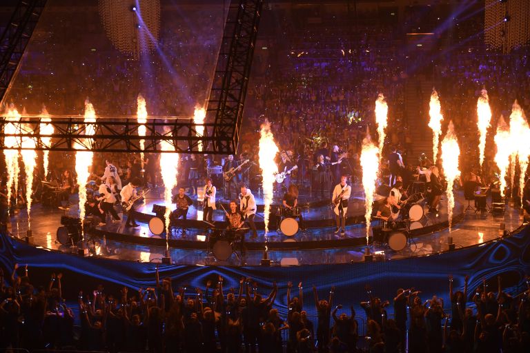Церемония закрытия XIX Всемирного фестиваля молодёжи и студентов Церемония закрытия XIX Всемирного фестиваля молодёжи и студентов