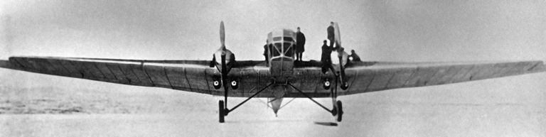 Родоначальник советской тяжелой бомбардировочной авиации АНТ-4