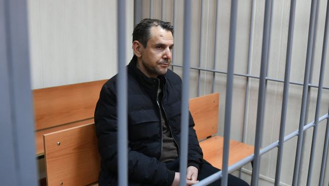 Подозреваемый в нападении на журналистку Эха Москвы Татьяну Фельгенгауэр Борис Гриц в Пресненском суде Москвы. 24 октября 2017 Подозреваемый в нападении на журналистку Эха Москвы Татьяну Фельгенгауэр Борис Гриц в Пресненском суде Москвы. 24 октября 2017