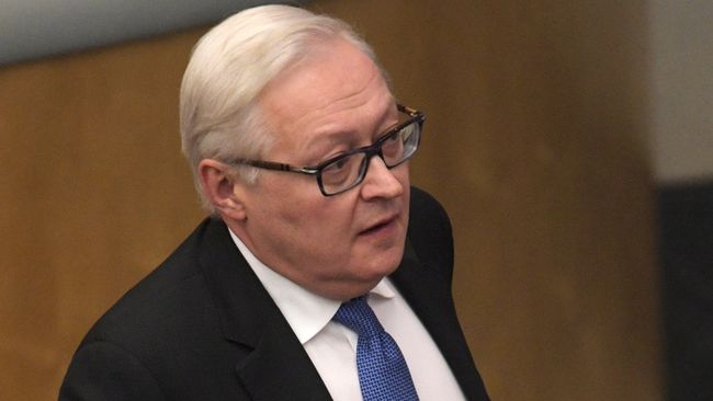 Заместитель министра иностранных дел РФ Сергей Рябков на пленарном заседании Государственной Думы РФ. 25 октября 2017 Заместитель министра иностранных дел РФ Сергей Рябков на пленарном заседании Государственной Думы РФ. 25 октября 2017