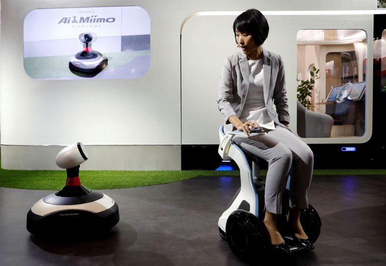 Honda ChairMobi и Ai-miimo на международном автосалоне Tokyo Motor Show 2017 Honda ChairMobi и Ai-miimo на международном автосалоне Tokyo Motor Show 2017