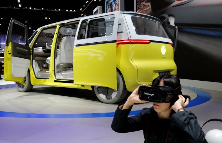 Концепт-кар Volkswagen I.D. Buzz на международном автосалоне Tokyo Motor Show 2017 Концепт-кар Volkswagen I.D. Buzz на международном автосалоне Tokyo Motor Show 2017