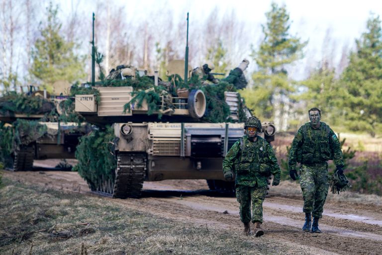 Военнослужащие Канады на военных учениях НАТО в Латвии Военнослужащие Канады на военных учениях НАТО в Латвии