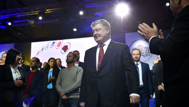 Президент Украины Петр Порошенко. Архивное фото Президент Украины Петр Порошенко. Архивное фото