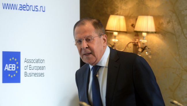 Министр иностранных дел России Сергей Лавров во время встречи с членами Ассоциации Европейского бизнеса. 31 октября 2017 Министр иностранных дел России Сергей Лавров во время встречи с членами Ассоциации Европейского бизнеса. 31 октября 2017