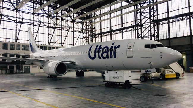 Самолет Boeing 737-800 авиакомпании Utair Самолет Boeing 737-800 авиакомпании Utair