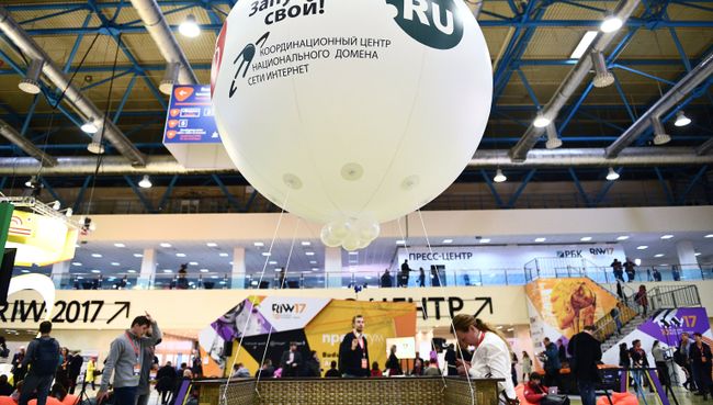 На Russian Internet Week (Неделя российского интернета / RIW) в центральном выставочном комплексе Экспоцентр в Москве На Russian Internet Week (Неделя российского интернета / RIW) в центральном выставочном комплексе Экспоцентр в Москве