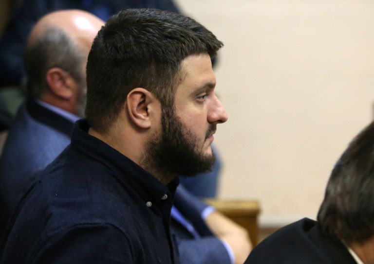 Сын министра внутренних дел Украины Александр Аваков во время заседания суда в Киеве. 2 ноября 2017 Сын министра внутренних дел Украины Александр Аваков во время заседания суда в Киеве. 2 ноября 2017