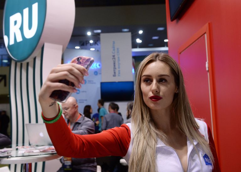 На Russian Internet Week (Неделя российского интернета / RIW) в центральном выставочном комплексе Экспоцентр в Москве