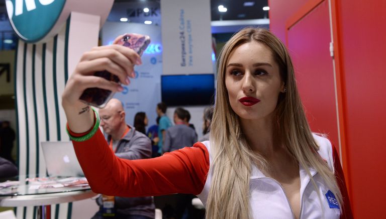 На Russian Internet Week (Неделя российского интернета / RIW) в центральном выставочном комплексе Экспоцентр в Москве На Russian Internet Week (Неделя российского интернета / RIW) в центральном выставочном комплексе Экспоцентр в Москве