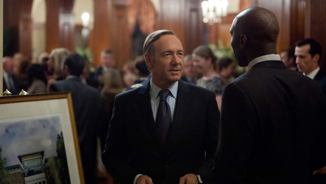 Кевин Спейси в сериале Карточный домик Кевин Спейси в сериале Карточный домик