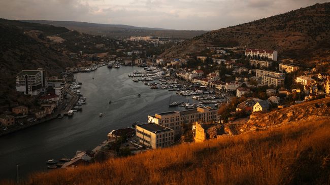 Бухта города Балаклавы в Крыму