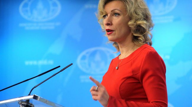 Официальный представитель министерства иностранных дел РФ Мария Захарова во время брифинга. 9 ноября 2017 Официальный представитель министерства иностранных дел РФ Мария Захарова во время брифинга. 9 ноября 2017