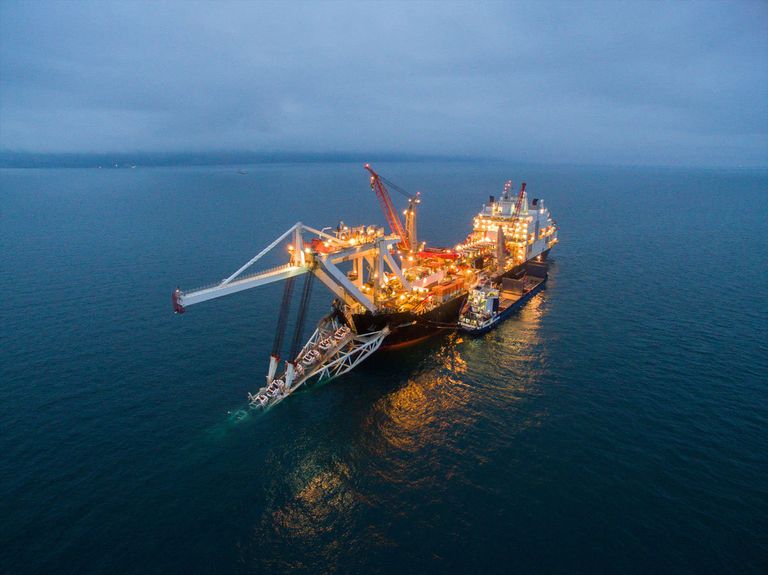 Судно-трубоукладчик Audacia во время строительства морского газопровода Турецкий поток