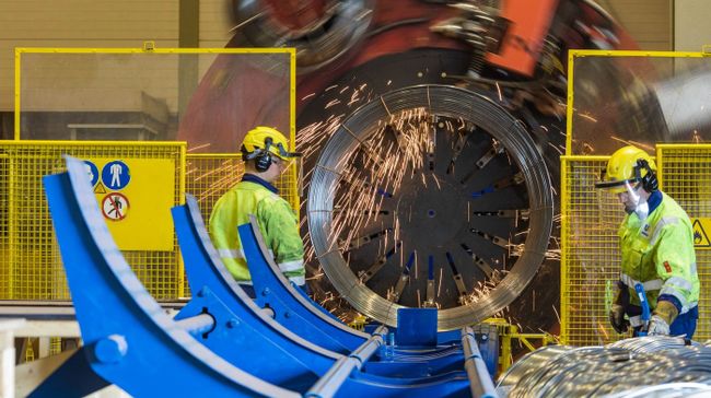 Производство труб для строительства газопроводаСеверный поток – 2. Архивное фото Производство труб для строительства газопроводаСеверный поток – 2. Архивное фото