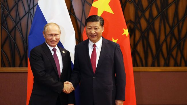 Президент РФ Владимир Путин и председатель КНР Си Цзиньпин. Архивное фото Президент РФ Владимир Путин и председатель КНР Си Цзиньпин. Архивное фото