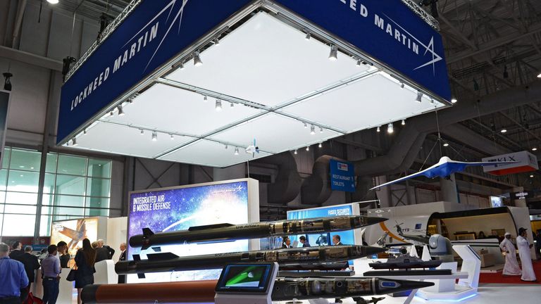 Стенд американской компании Lockheed Martin Corporation на Международной авиационно-космической выставке Dubai Airshow 2017 Стенд американской компании Lockheed Martin Corporation на Международной авиационно-космической выставке Dubai Airshow 2017