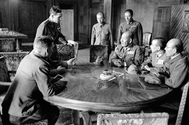 Советско-японские переговоры о капитуляции Квантунской армии. Советско-японские переговоры о капитуляции Квантунской армии.