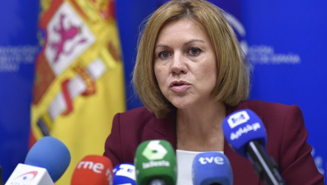 Министр обороны Испании Мария Долорес де Коспедаль во время пресс-конференции. Архивное фото Министр обороны Испании Мария Долорес де Коспедаль во время пресс-конференции. Архивное фото