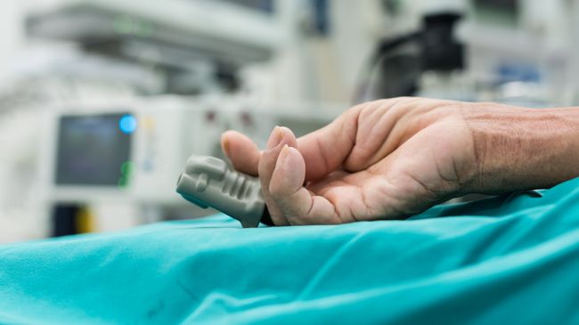Пациент перед операцией Пациент перед операцией