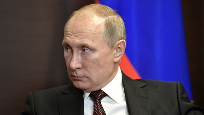 Президент РФ Владимир Путин во время встречи с президентом Турции Реджепом Тайипом Эрдоганом. 13 ноября 2017 Президент РФ Владимир Путин во время встречи с президентом Турции Реджепом Тайипом Эрдоганом. 13 ноября 2017