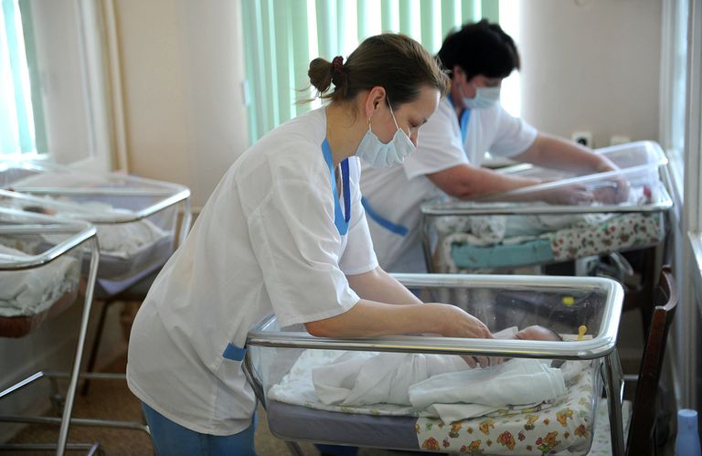Каждые десятые роды в мире происходят преждевременно
