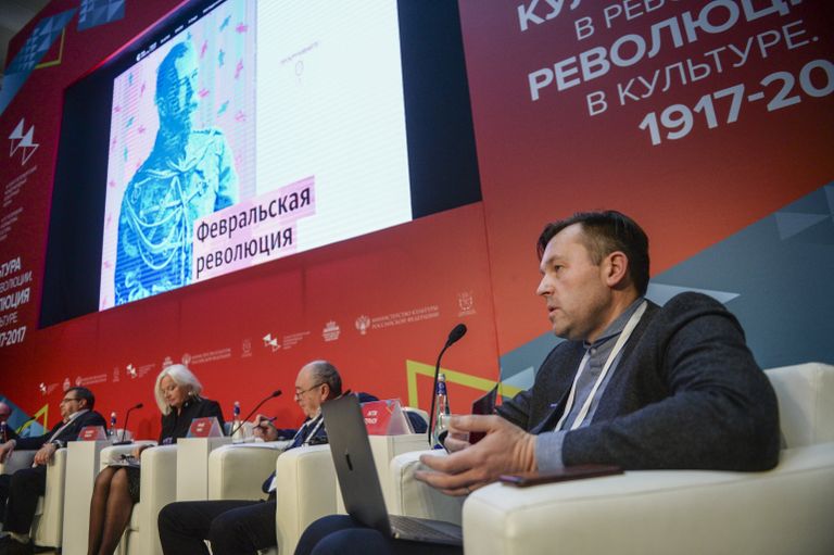 Руководитель Дизайн-центра МИА Россия сегодня Антон Степанов на конференции Культура в революции. Революция в культуре. 1917-2017 в рамках Санкт-Петербургского международного культурного форума Руководитель Дизайн-центра МИА Россия сегодня Антон Степанов на конференции Культура в революции. Революция в культуре. 1917-2017 в рамках Санкт-Петербургского международного культурного форума
