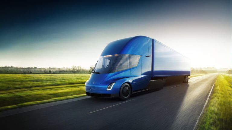 Электрический грузовик с функциями автопилота Tesla Semi Электрический грузовик с функциями автопилота Tesla Semi