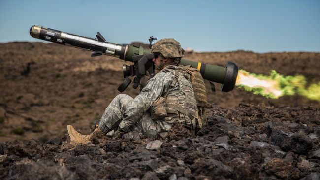 Американский переносной противотанковый ракетный комплекс (ПТРК) FGM-148 Javelin. Архивное фото Американский переносной противотанковый ракетный комплекс (ПТРК) FGM-148 Javelin. Архивное фото