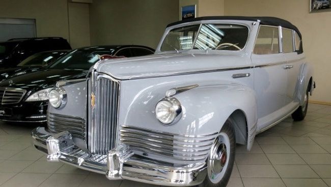 Автомобиль ЗИС-110В кабриолет. Архивное фото Автомобиль ЗИС-110В кабриолет. Архивное фото