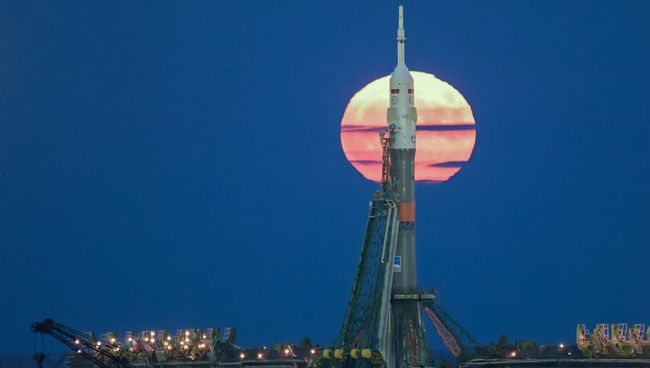 Суперлуние на космодроме Байконур. Фотопроект Россия. Территория настоящего