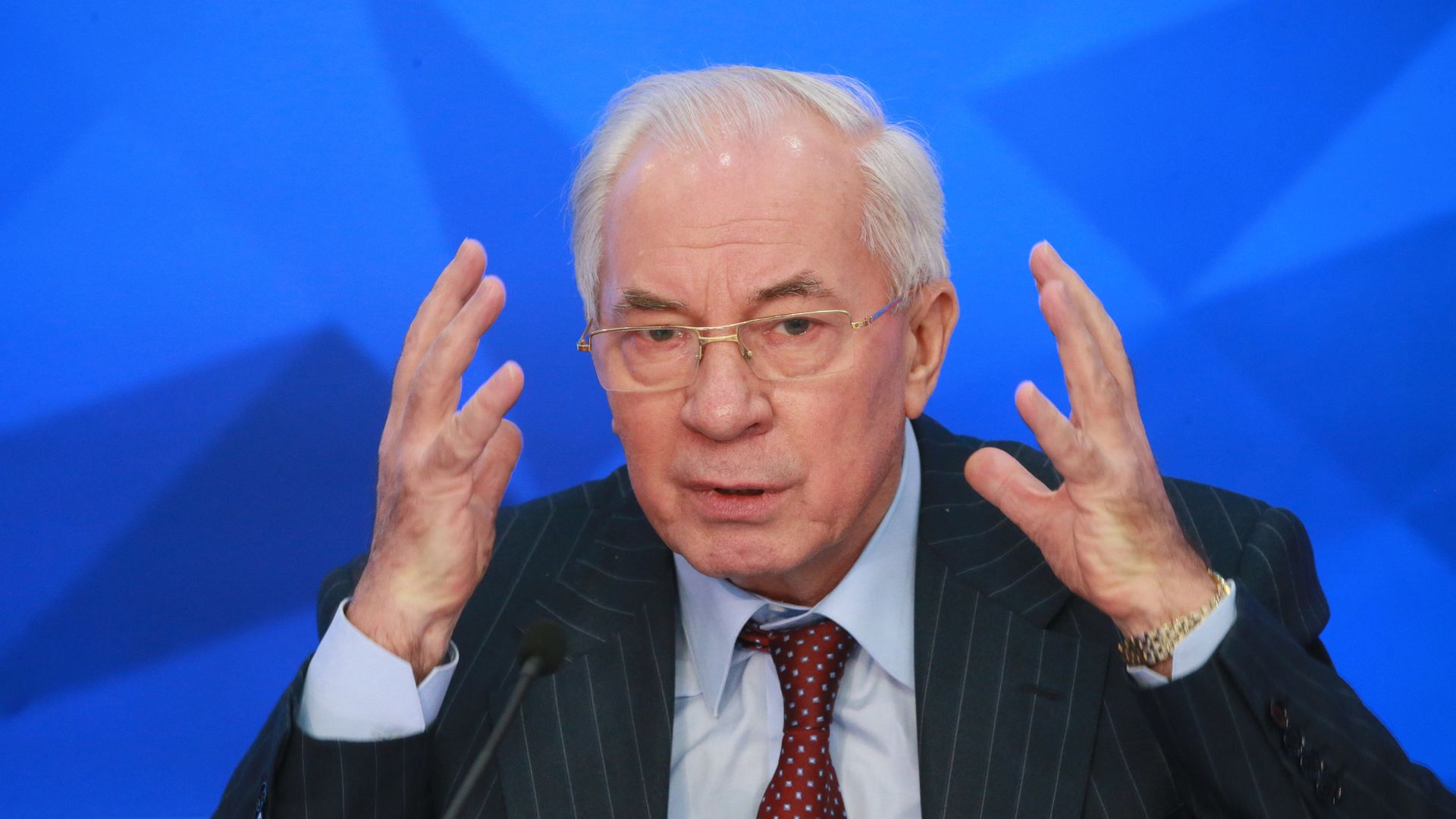 Глава Комитета спасения Украины Николай Азаров на презентации доклада Мониторинг некоторых аспектов нарушений прав человека в Украине за 2017 год в пресс-центре МИА Россия сегодня. 22 ноября 2017 Глава Комитета спасения Украины Николай Азаров на презентации доклада Мониторинг некоторых аспектов нарушений прав человека в Украине за 2017 год в пресс-центре МИА Россия сегодня. 22 ноября 2017 - РИА Новости, 1920, 13.03.2021