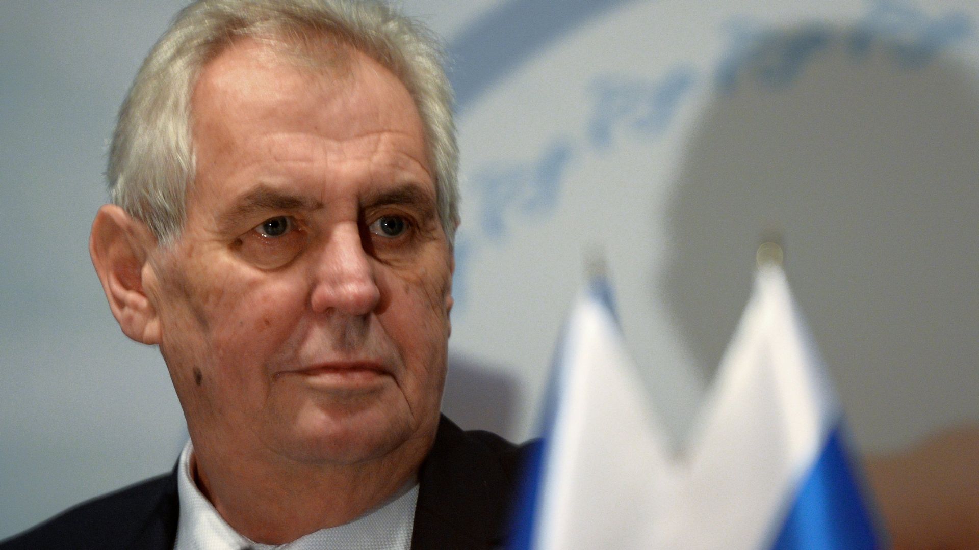 Глава Чешской Республики Милош Земан на Российско-чешском деловом форуме в Екатеринбурге. 24 ноября 2017 Глава Чешской Республики Милош Земан на Российско-чешском деловом форуме в Екатеринбурге. 24 ноября 2017 - РИА Новости, 1920, 21.01.2021
