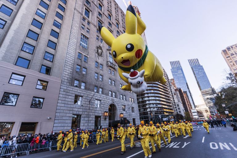 Ежегодный парад Мэйси в честь Дня благодарения в Нью-Йорке Ежегодный парад Мэйси в честь Дня благодарения в Нью-Йорке