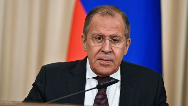 Министр иностранных дел РФ Сергей Лавров на пресс-конференции после встречи с министром иностранных дел Японии Таро Коно Министр иностранных дел РФ Сергей Лавров на пресс-конференции после встречи с министром иностранных дел Японии Таро Коно