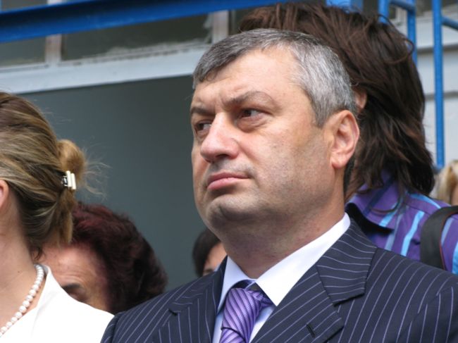 Кокойты поблагодарил журналистов, правдиво освещавших нападение Грузии