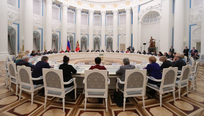 Президент РФ Владимир Путин проводит заключительное заседание Координационного совета по реализации Национальной стратегии действий в интересах детей на 2012-2017 годы. 28 ноября 2017