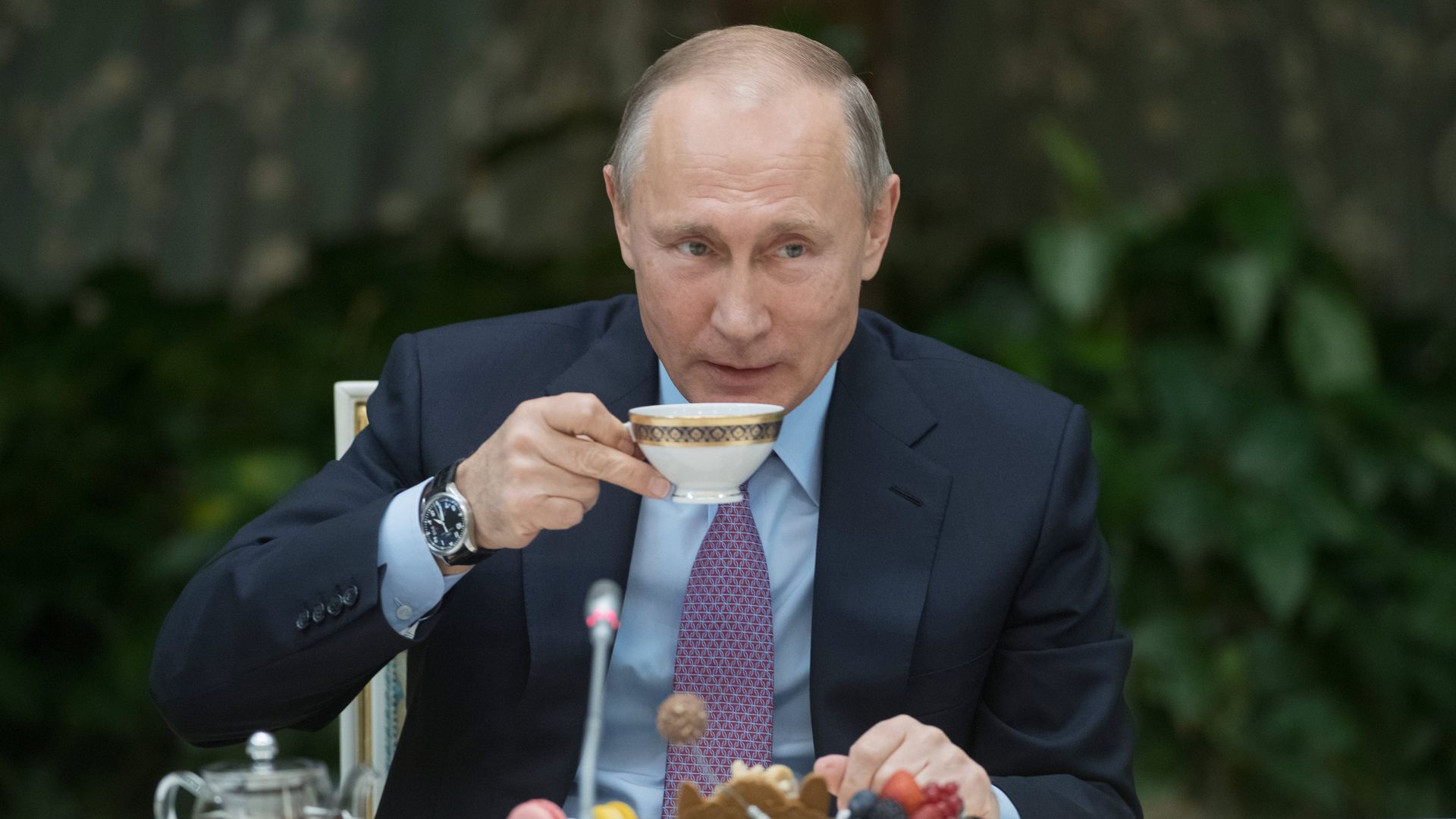 Президент РФ Владимир Путин на встрече с победителями всероссийского конкурса Семья года. 28 ноября 2017 Президент РФ Владимир Путин на встрече с победителями всероссийского конкурса Семья года. 28 ноября 2017 - РИА Новости, 1920, 20.07.2022