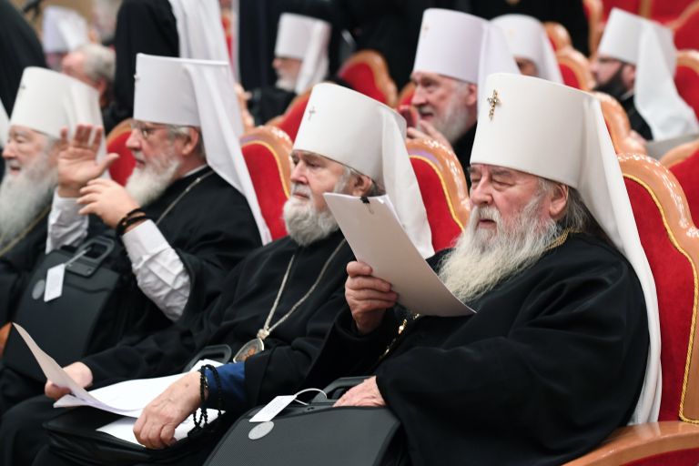 Православные архиереи на открытии Архиерейского собора Русской православной церкви в храме Христа Спасителя в Москве. 29 ноября 2017